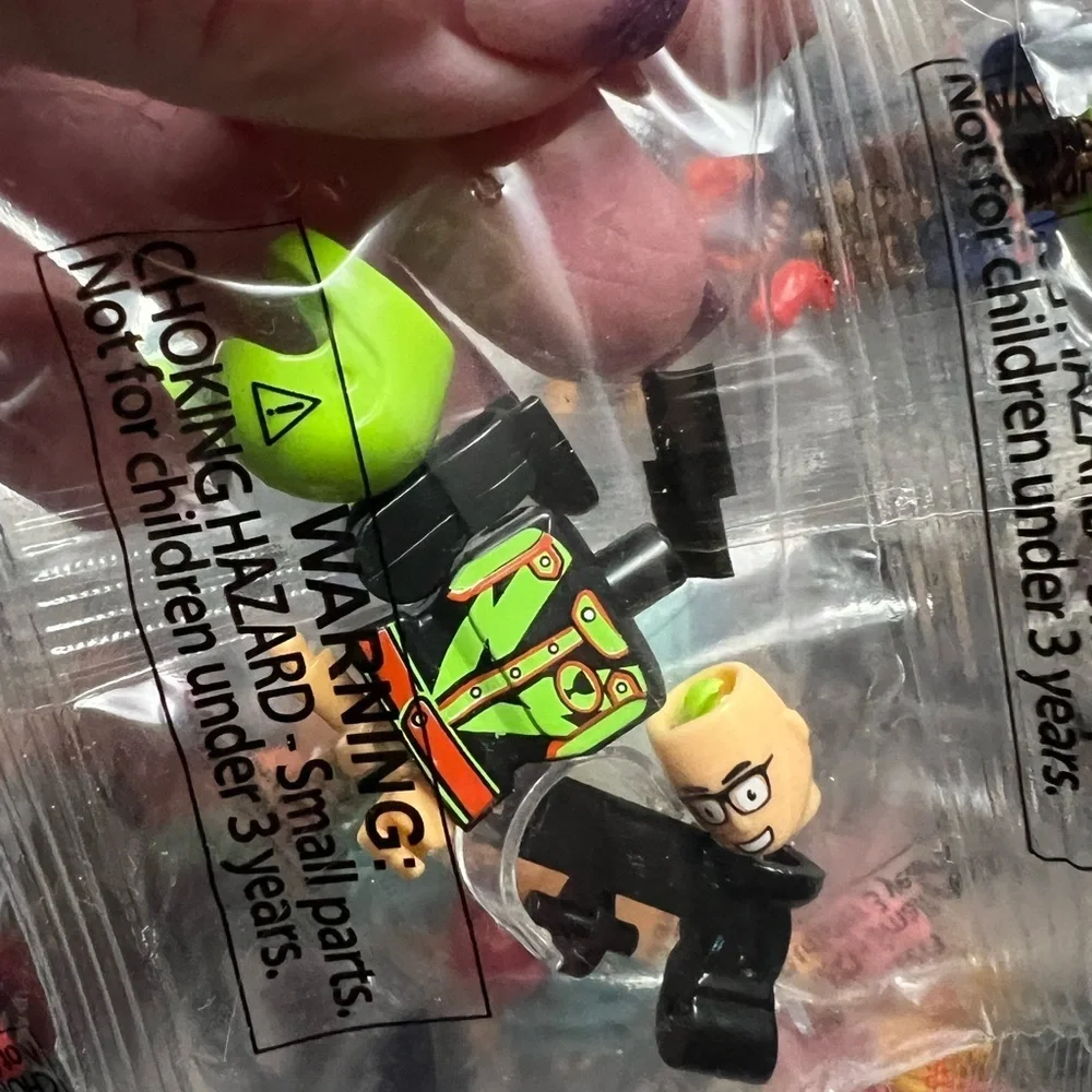 Make it Blocks Mini Figures Firefighters, Police Sets 65 NEW Building Packs